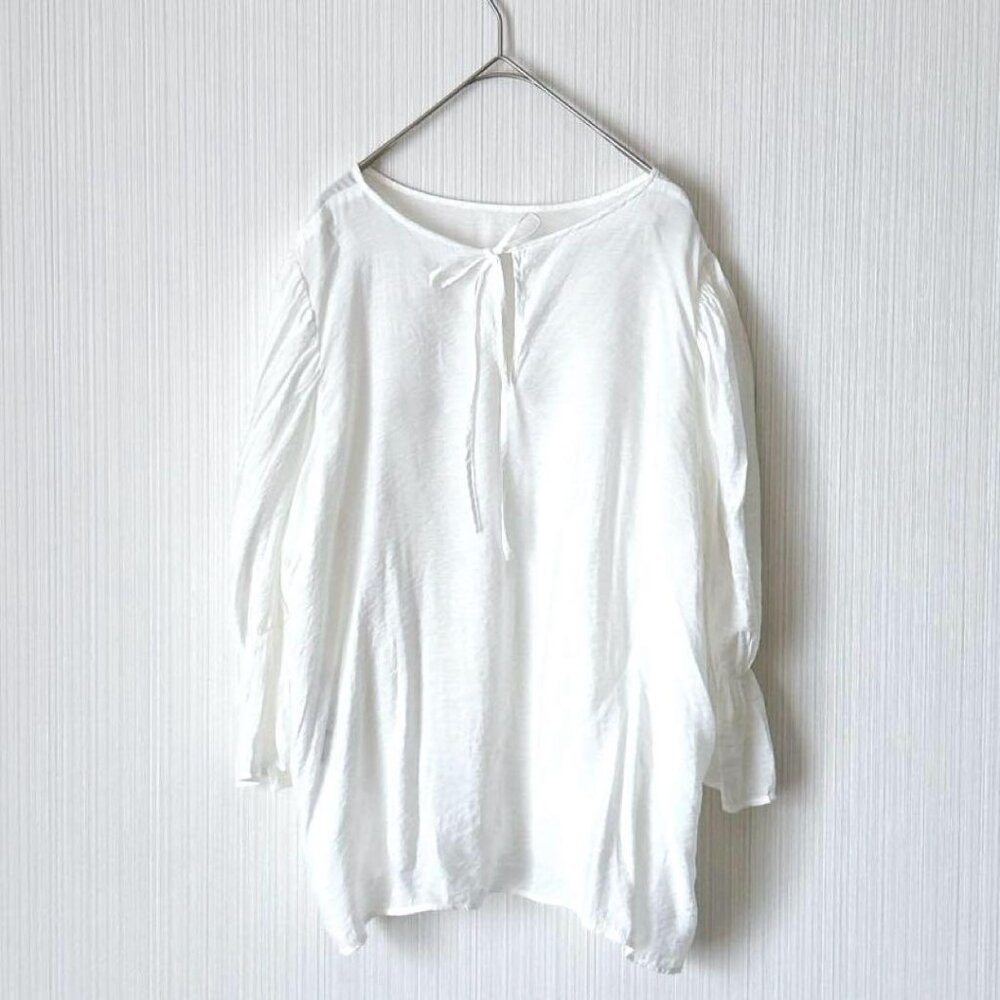 Forgi Long Sleeve Blouse White Ribbon Voluminous Sleeves Elegant